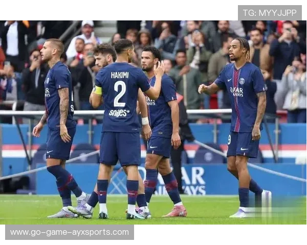 巴黎圣日耳曼调整战术布局：出售锋线替补，力补中场短板